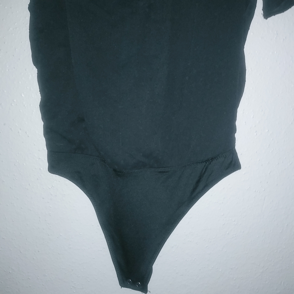 Abercrombie & Fitch XXS Whimseygoth Swiss Dotted Chenille Body Suit Black - Picture 7 of 10